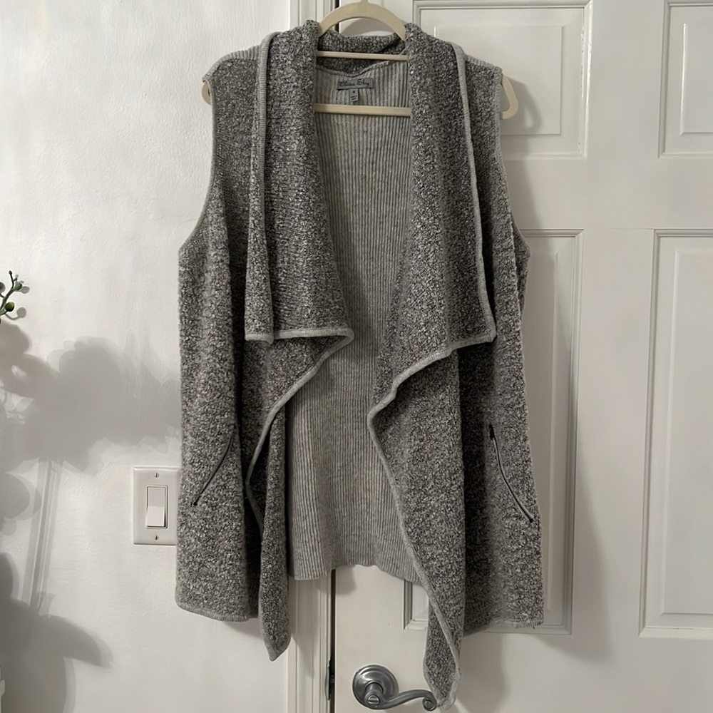 Olivia Sky Boucle Waterfall Vest Gray